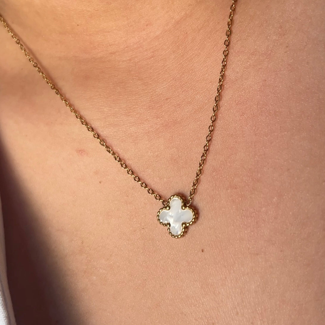 Colar Flower Gold