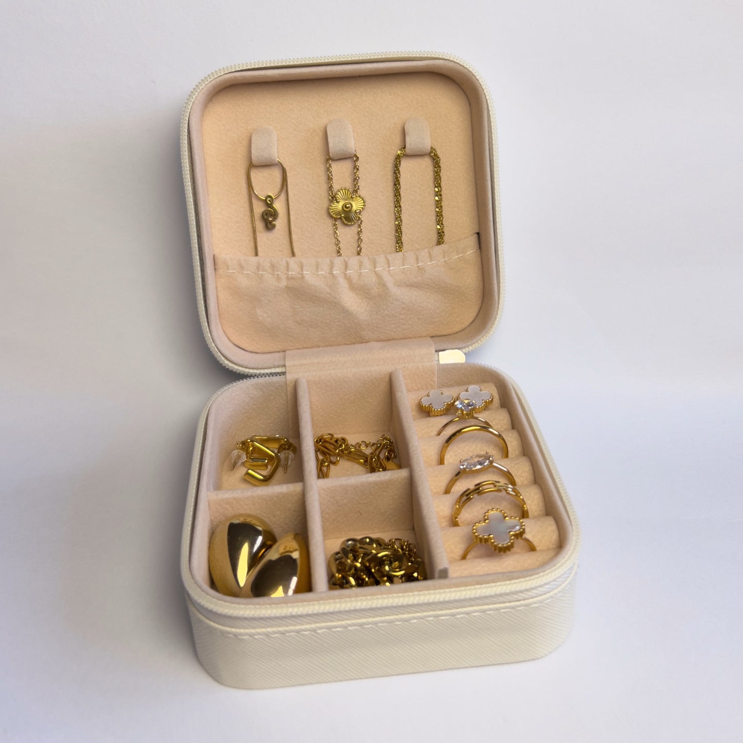 Jewelry case